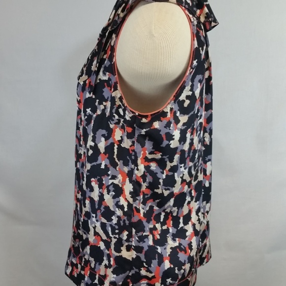 BCBGMAXAZRIA Womens 100% Silk Blouse size Small - Picture 4 of 7